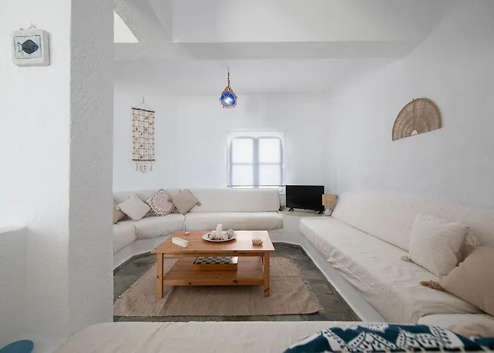 Vilă White Pearl Kalymnos - 2bdr & Private Pool Myrties