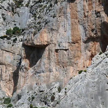 White Pearl Kalymnos - 2bdr & Private Pool Вилла Миртеа